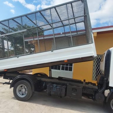 Isuzu Forward Tipper N75.190 with Lift 